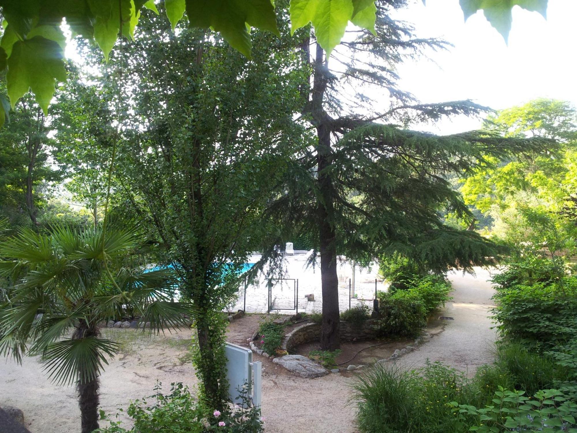 Apart'Hotel Les 4 Sources Corbés Kültér fotó
