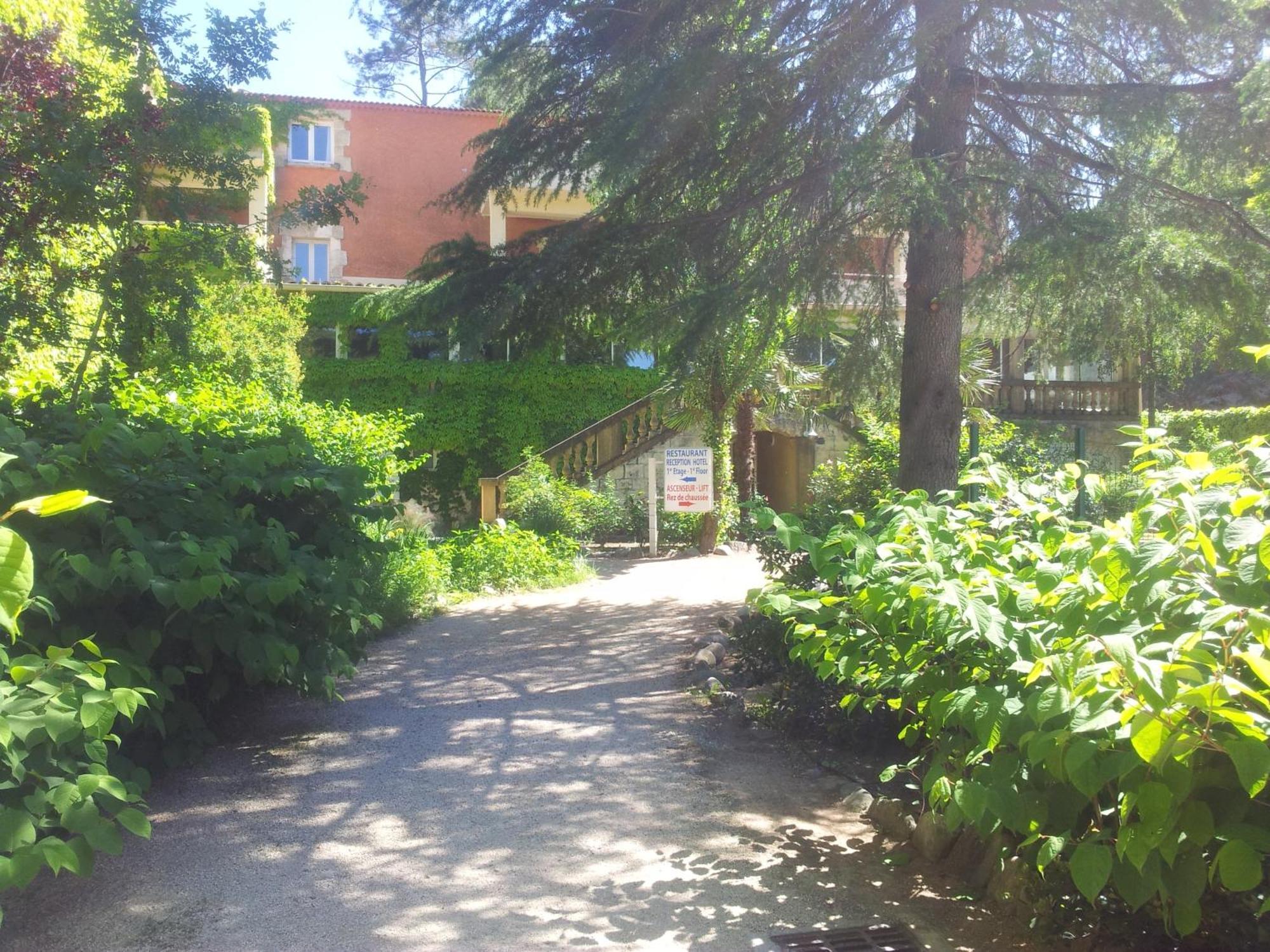 Apart'Hotel Les 4 Sources Corbés Kültér fotó