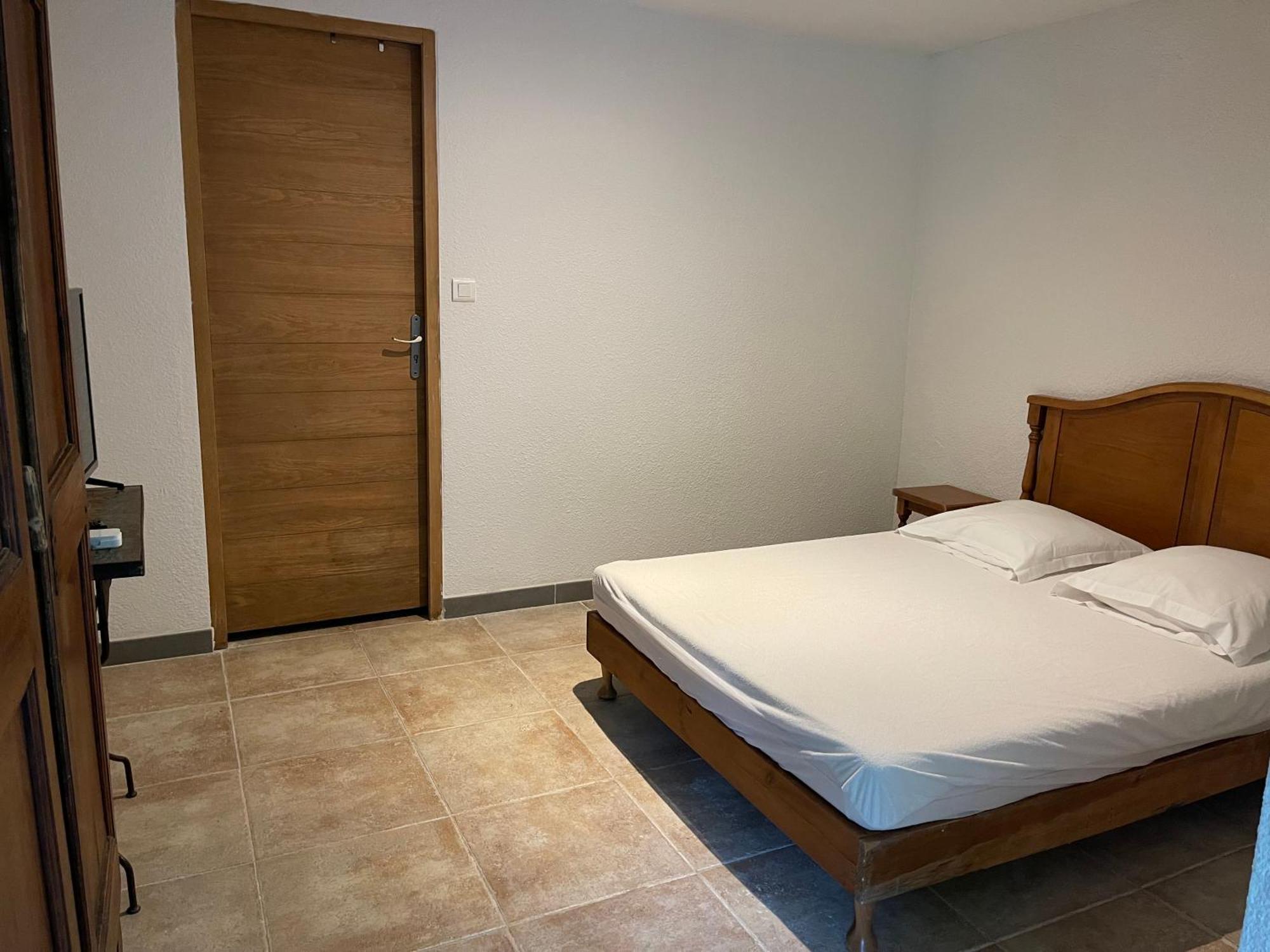 Apart'Hotel Les 4 Sources Corbés Kültér fotó