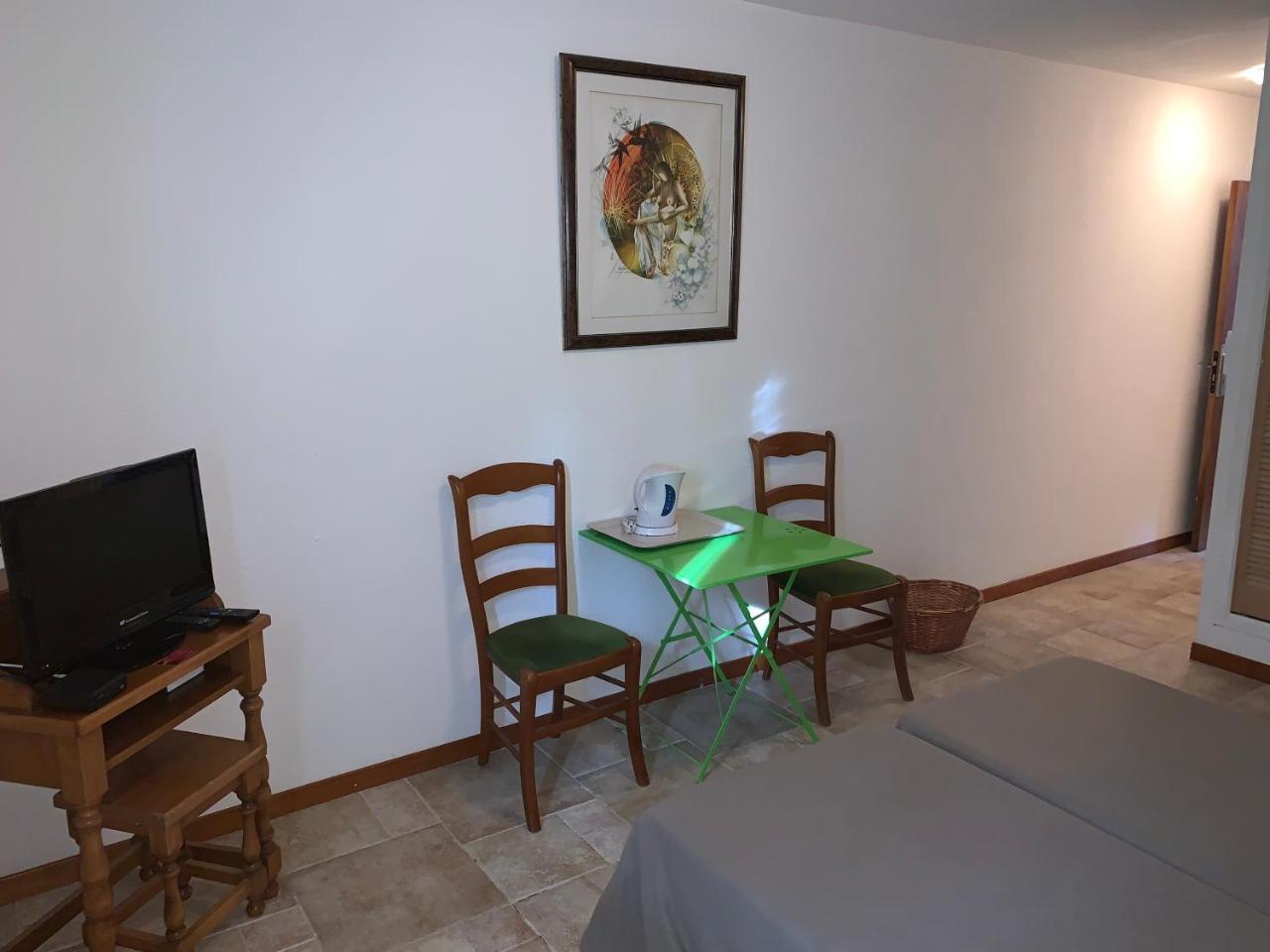 Apart'Hotel Les 4 Sources Corbés Kültér fotó